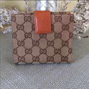 AUTHENTIC GUCCI FRENCH FLAP WALLET